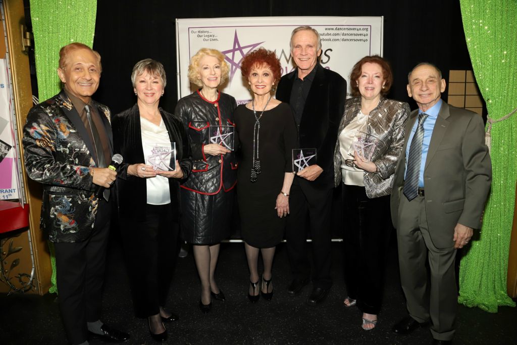 DO40 Prez John Sefakis, Mary Jane Houdina, Leni Anders, Carol Lawrence, Ron Young, Pat Michaels, Bert Michaels