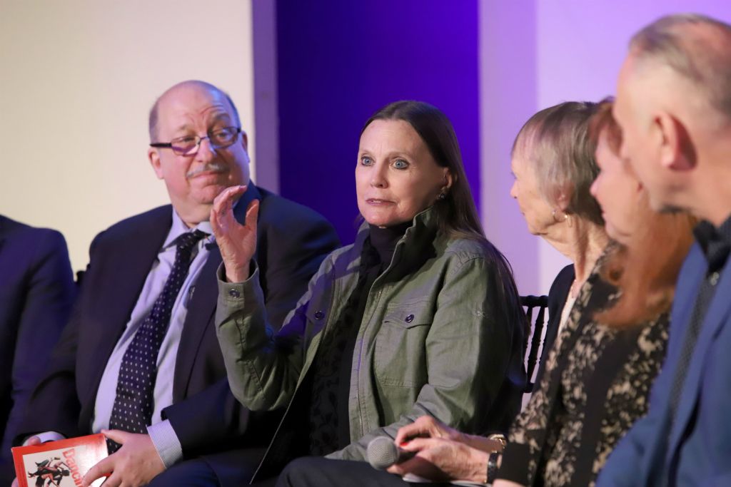 Moderator Ken Bloom, Ann Reinking, Kathryn Doby, Gail Benedict, William Whitener